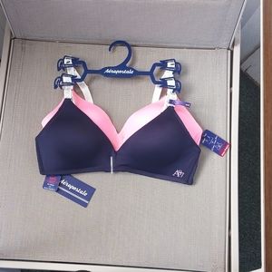 New with tags Aeropostale bra set